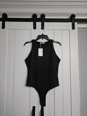 REORIA Women's Elegant Sexy Sleeveless Racerback Crew Neck Bodysuit. NEW.